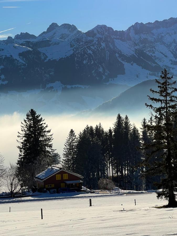 Schoenenbueel Teufen Buitenkant foto