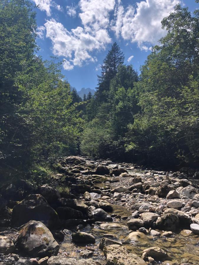 Schoenenbueel Teufen Buitenkant foto