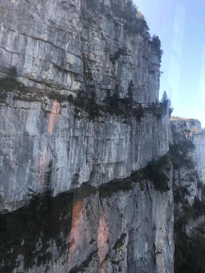 Schoenenbueel Teufen Buitenkant foto