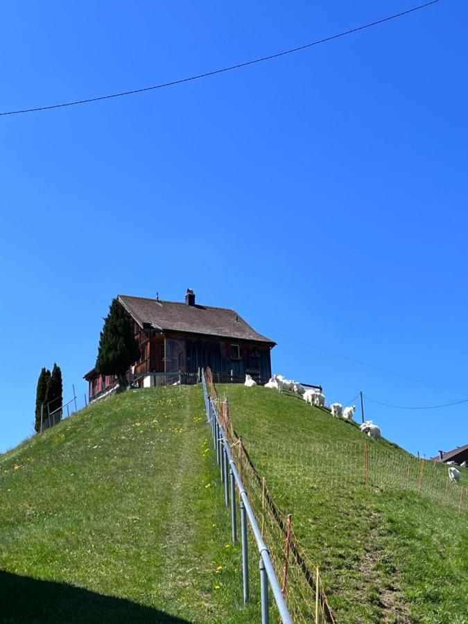 Schoenenbueel Teufen Buitenkant foto